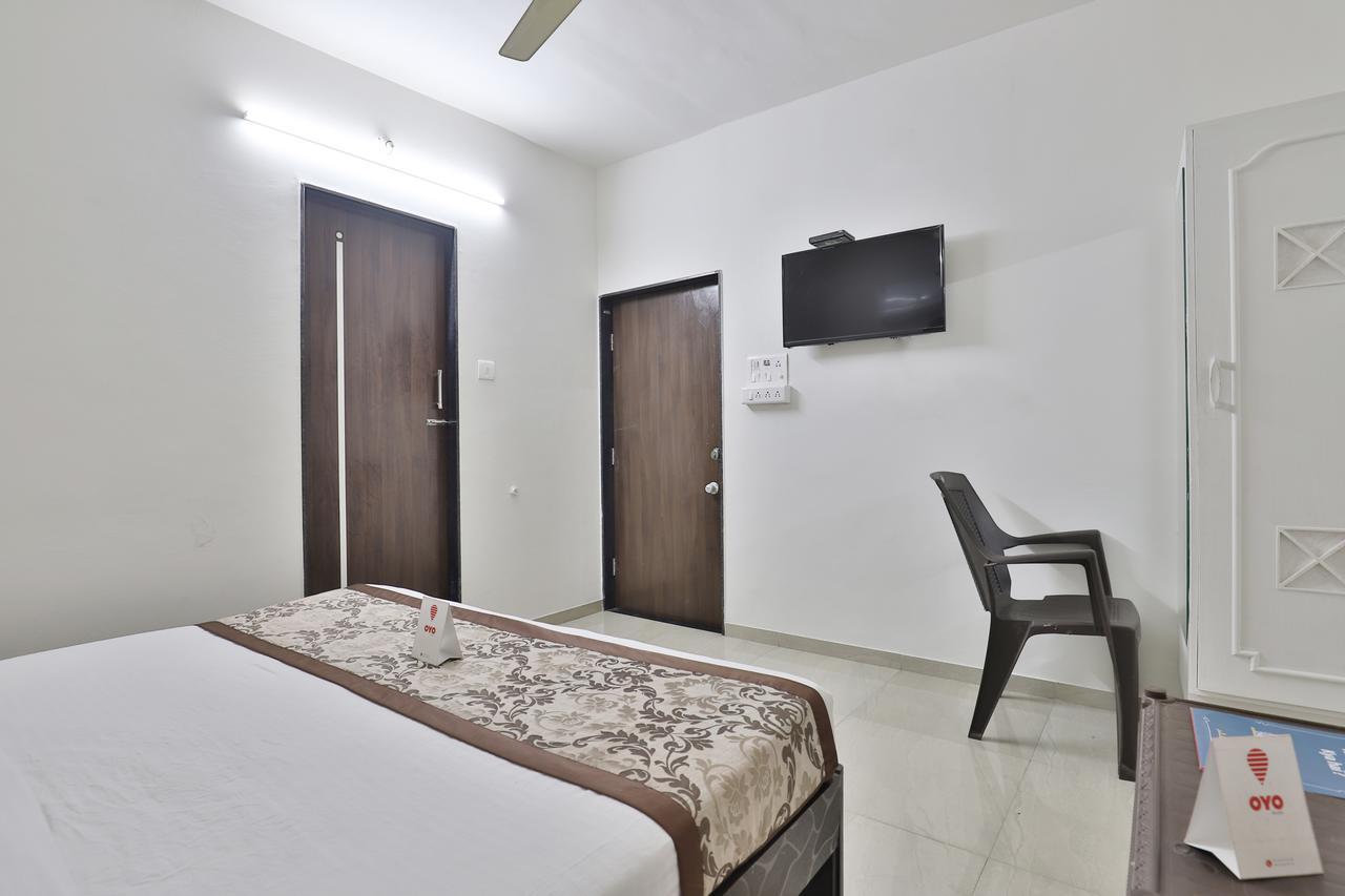ראג'קוט Nova Hotel Star Palace מראה חיצוני תמונה