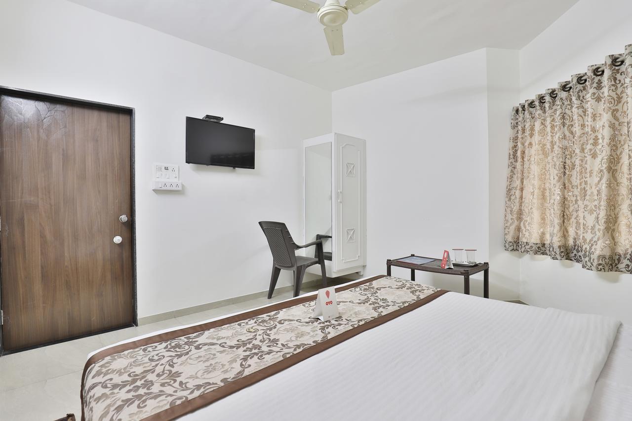 ראג'קוט Nova Hotel Star Palace מראה חיצוני תמונה