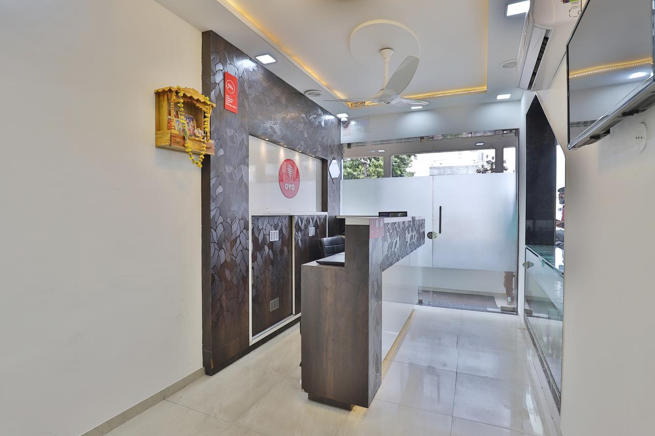 ראג'קוט Nova Hotel Star Palace מראה חיצוני תמונה