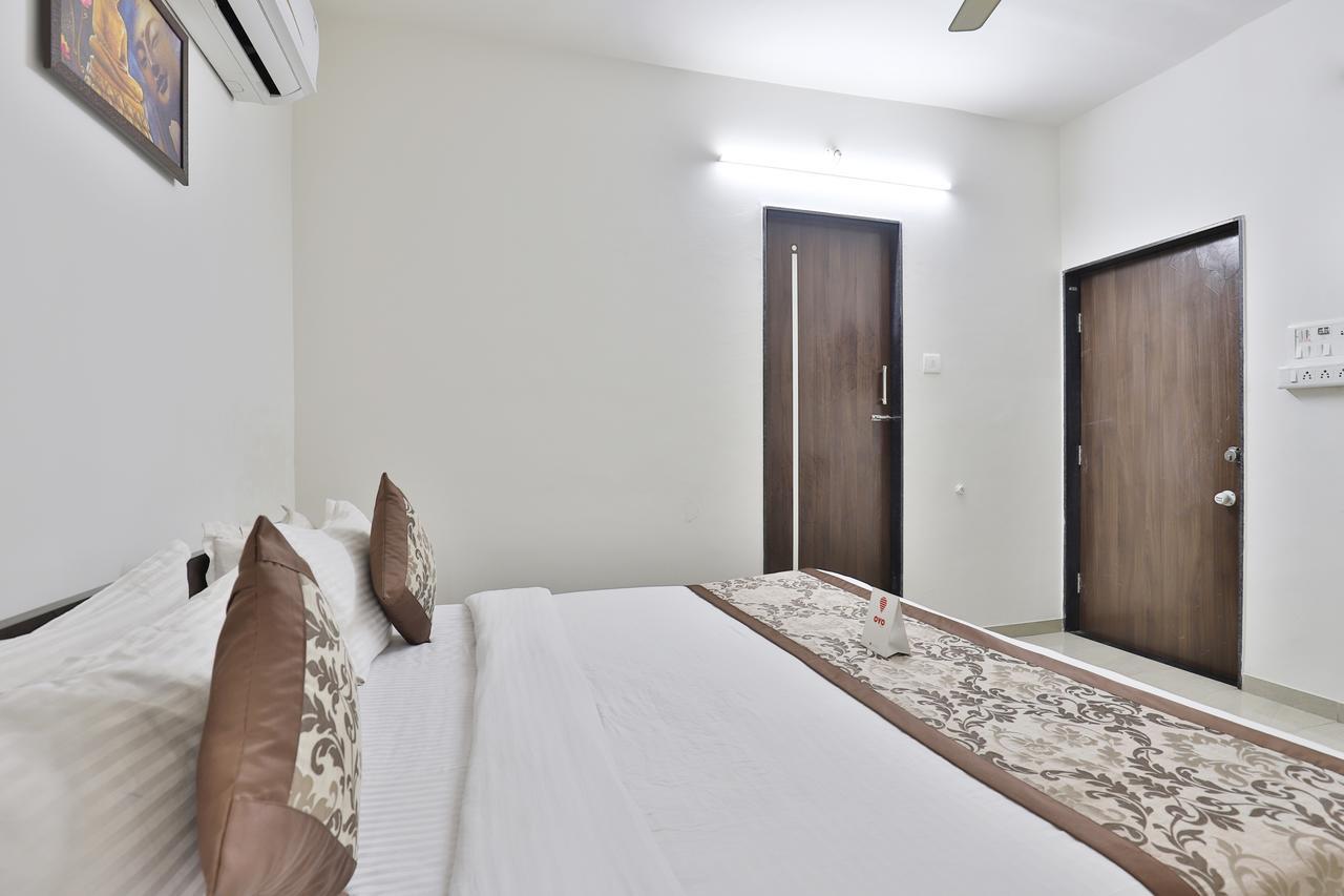ראג'קוט Nova Hotel Star Palace מראה חיצוני תמונה